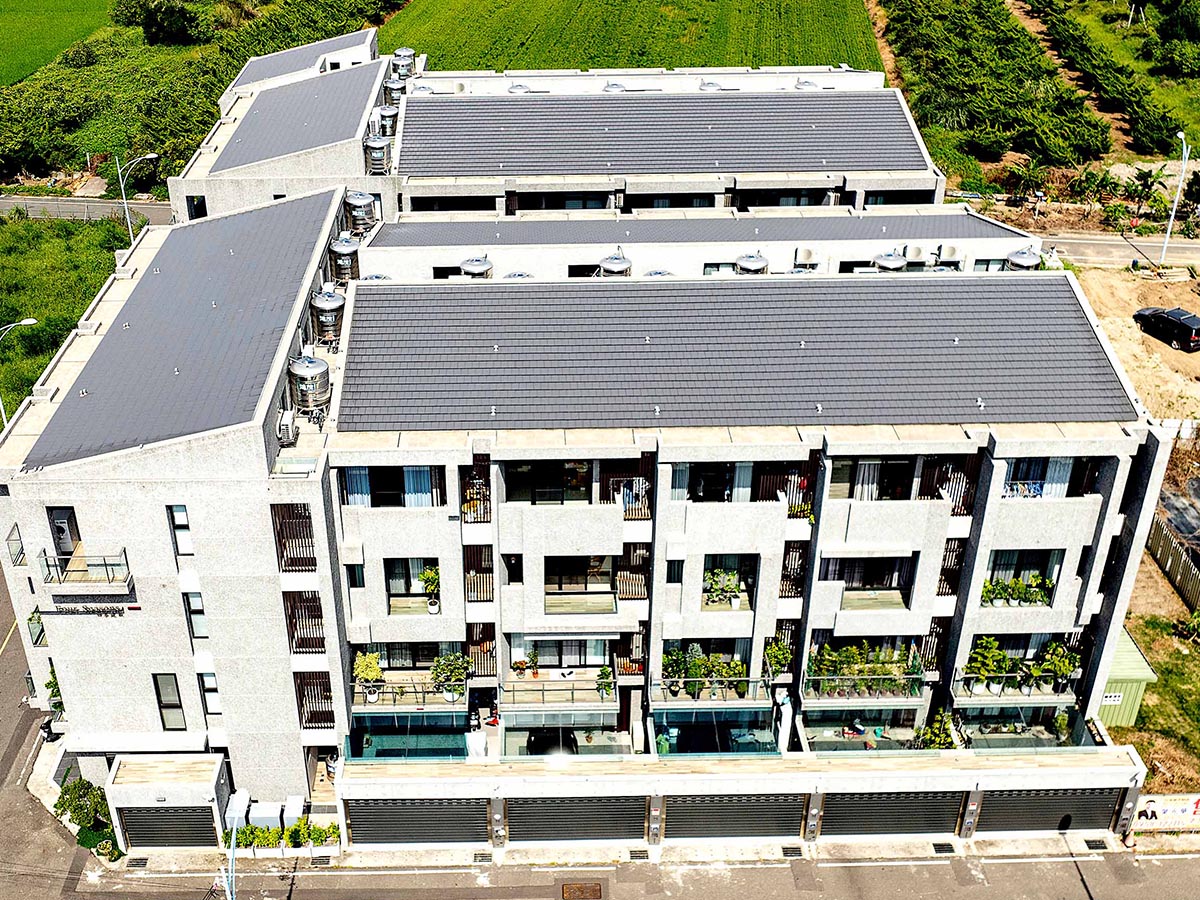 洗鍊灰韻，融入建築語彙｜台灣屋瓦實績-PLANA鉛灰 (新竹)